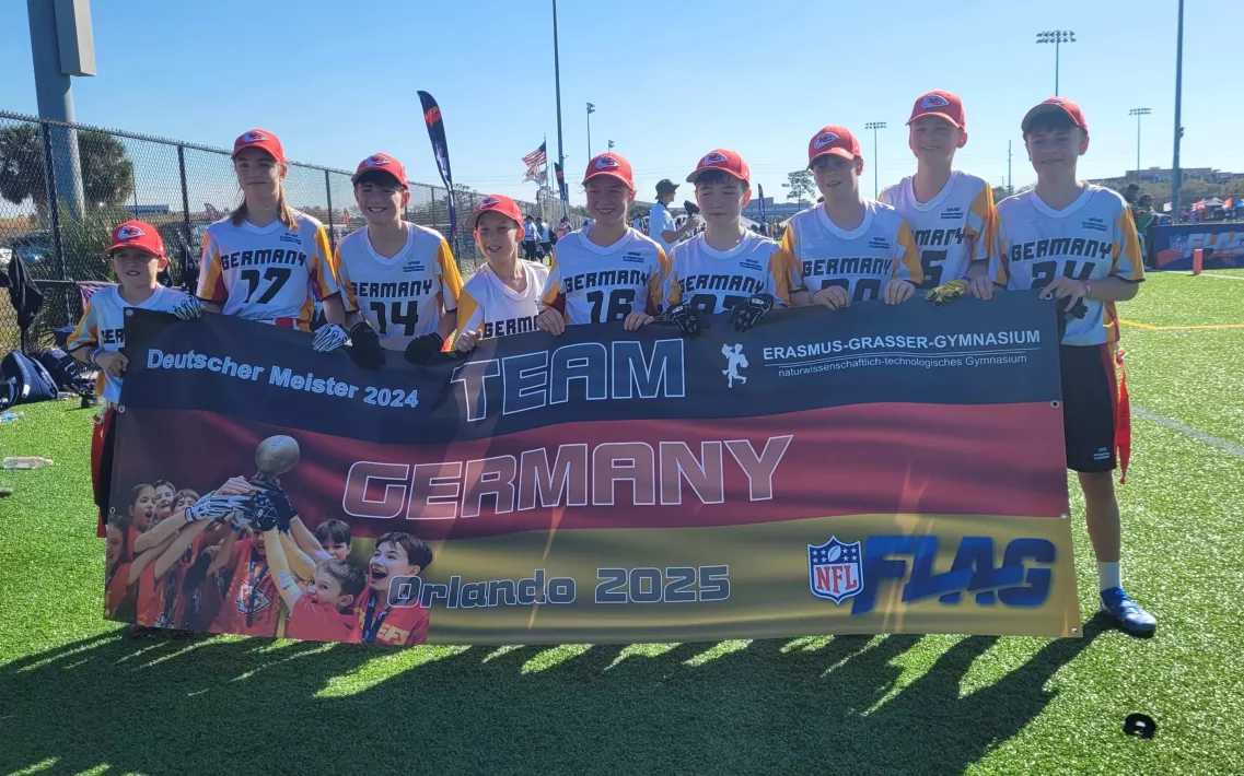 Schüler eines Münchner Gymnasiums beim Flag Football Turnier in den USA